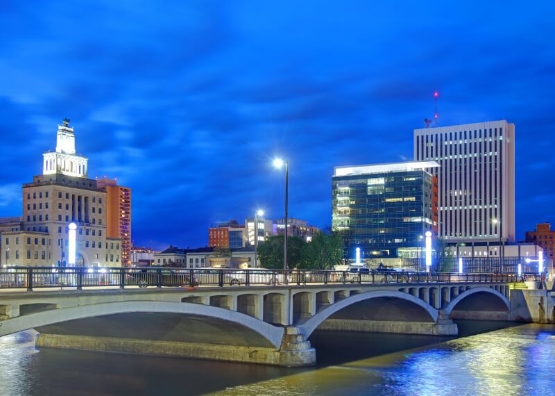The Best Movers in cedarrapids Working with iMoving